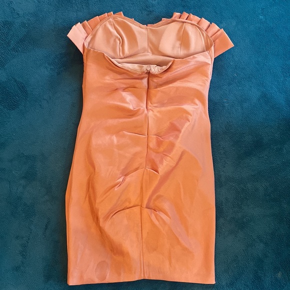 Iridescent seashell rose colored sleeveless dress - Picture 4 of 5